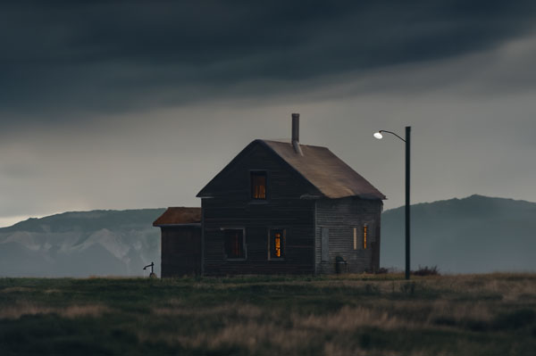 Abandoned house on prairies?